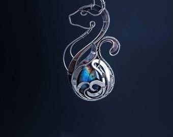 Wire Wrapped Cat Pendant Labratorite Pendant Large Pendant for Women Animal Jewelry Necklace Protection Pendant