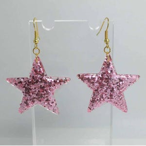 Kitch glittery pink hearts charm resin cast earrings gold colour hooks glitterJess stars