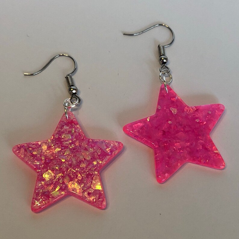 Kitch Glittery Shard Barbie Hot Pink Holo and Gold Stars Charm | Etsy