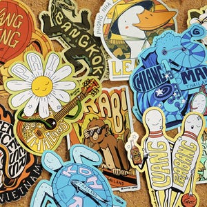 Backpacken souvenir vinyl stickerbundels - Zuidoost-Azië - skateboard, motor, bidon, scrapbooking