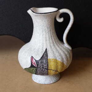 Jumbo Keramiek: Bongo 2003, Gouda, Netherlands, spectacular abstract modernist mid-century handled ceramic jug / pitcher vase, 1950/60s