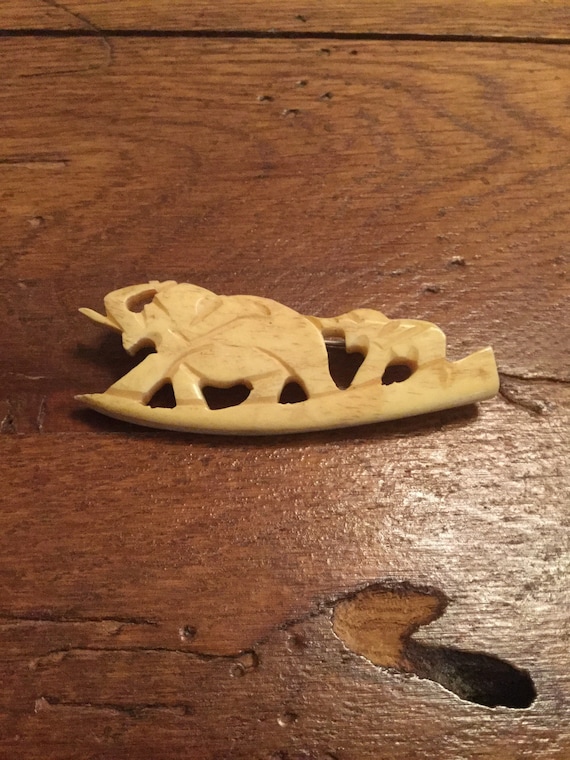 Carved Wood Elephants Brooch