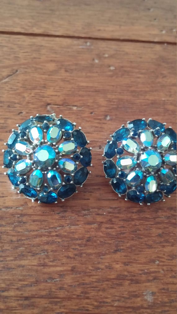 Trifari Blue Rhinestone Clip Earrings