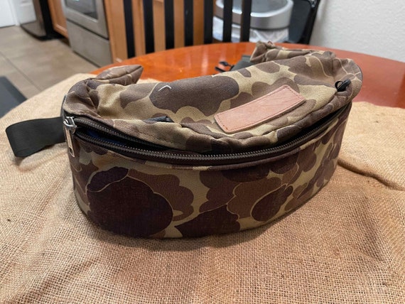 Camouflage Fanny Pack, Belly Bag, Hip bag, Bum ba… - image 1