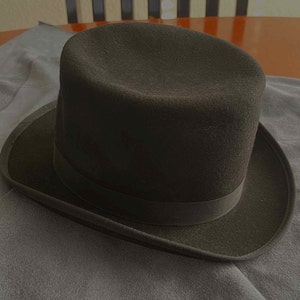 Vintage 100% Wool Fedora With Ribbon Trim 22&quot;