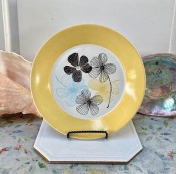 Sakura Salad Plates (4) -color Splash Floral - Etsy