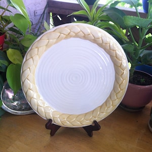 Vietri Serving Platter/Charger Plate - White with Yellow Embossed Braid Trim