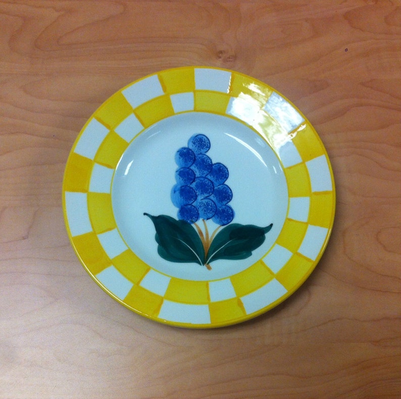Macy's the Cellar Ceramic Plate Italy Yellow Checkered W/blue Flower