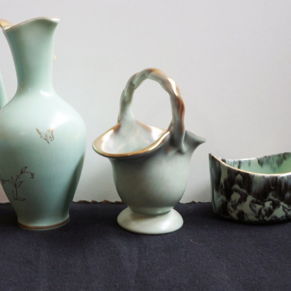 Characteristic 1940s pottery: small vase / basket / mini bowl. Soft mint green + gold. Jasba 570/16, 1900 + Bay 220 West Germany. Vintage