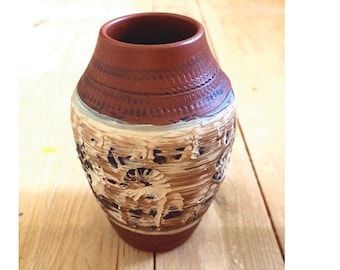 Beautiful retro sgraffito vase by Sawa 256 15 Ransbach Germany, terra cotta colors with blue and beige, handmade vintage, great condition
