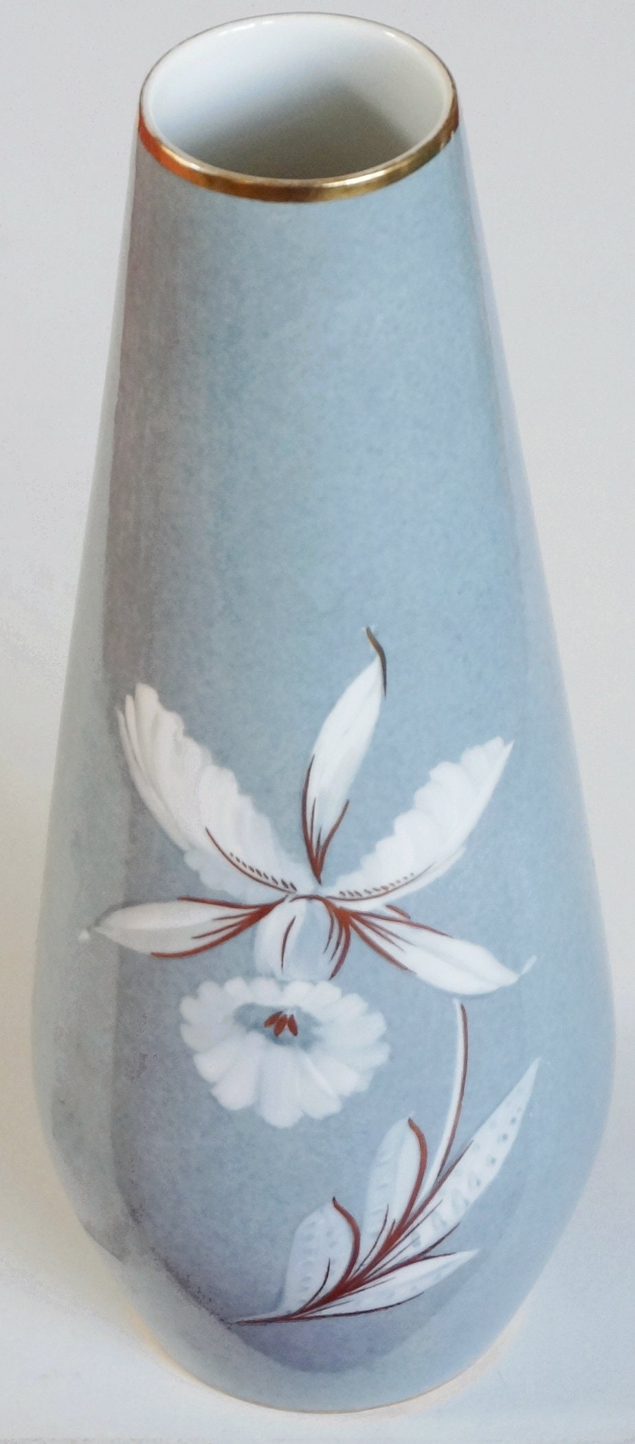 1960s High Model Porcelain Vase, Soft Mottled Gray and