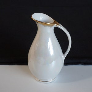 Fine opalescent white porcelain vase made ca 1920. Orben Knabe & Co Geschwenda Thuringia Germany. Jug model, medium size. Elegant home decor