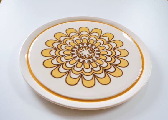 Large decorative ceramic cake platter Herbolzheim West Germany, 249. Circa 1970 vintage german pottery. Abstract orange brown flower decor