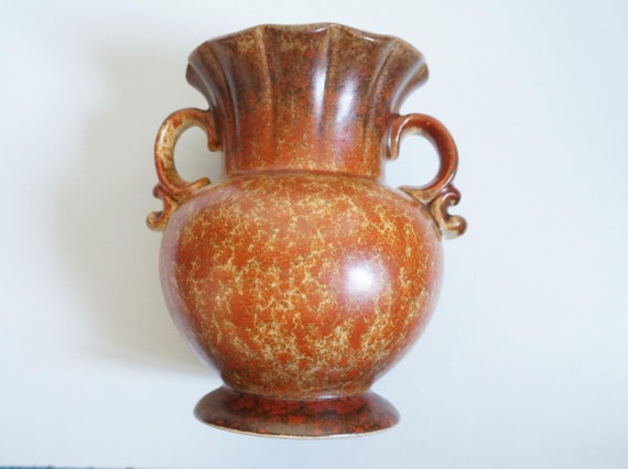 Carstens Rheinsberg Brandenburg Handled Pottery Vase, Germany Ca 1920. Collectable, Art Deco Ceramic Model: 582 IV. Vintage. Great Condition