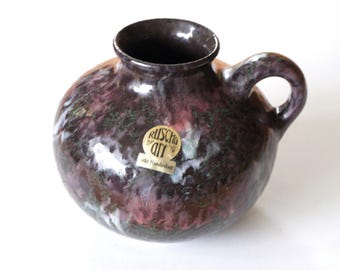 Vase Ruscha Art 318 -2 en céramique du milieu du siècle, étiquette originale. Beau marbre de couleurs noir rose, modèle à anses. Poterie ouest-allemande des années 1970