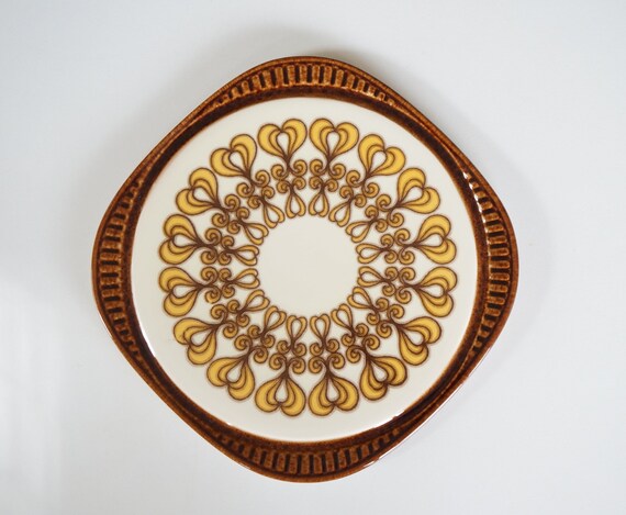 Lovely 1970s! Square ceramic cake platter. Herbolzheim West Germany 219 -31. Vintage german pottery. Abstract warm yellow brown hearts decor