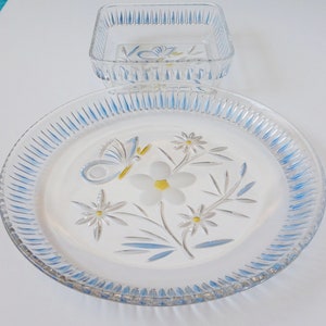 Combination set glass bowl + cake platter. Fine design, blue, yellow. Vintage serving plates. Great condition. Butterfly, Edelweiss flowers