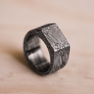 Damasteel Damascus Heimskringla Pattern Signet Ring - Damascus Steel Wedding Band