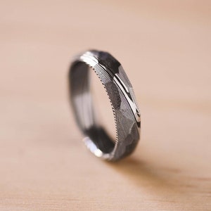 Faceted Damasteel Damascus Dense Twist Pattern Ring - Damascus Steel Wedding Band - Damasteel Wedding Ring