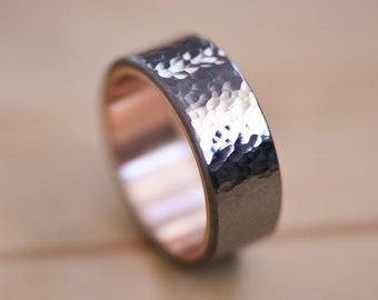 Hammered & Polished Tantalum Ring with a Rose Gold Liner - Dark Blue Grey Tantalum - Tantalum Wedding Band - Gold Wedding Ring - Textured