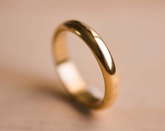 Solid Yellow Gold Half Round Domed Wedding Band - Domed Wedding Band - Polished Wedding Ring - Gold Wedding Ring