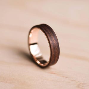 Solid Rose Gold Liner and Santos Rosewood Bentwood Ring - Wooden Ring - Rose Gold Ring