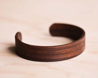 Santos palissander gebogen houten manchet / armband - houten manchet - houten armband