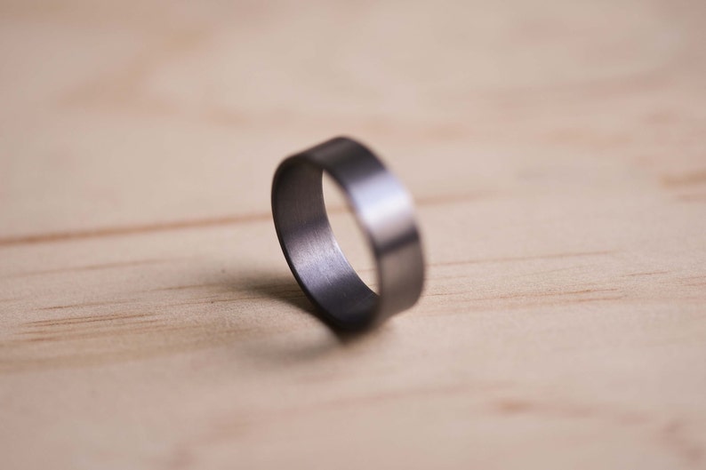 Brushed Tantalum Ring Dark Blue Grey Tantalum Tantalum Wedding Band Grey Wedding Ring Minimalist Ring zdjęcie 2