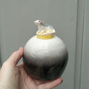 Rat urn personalized