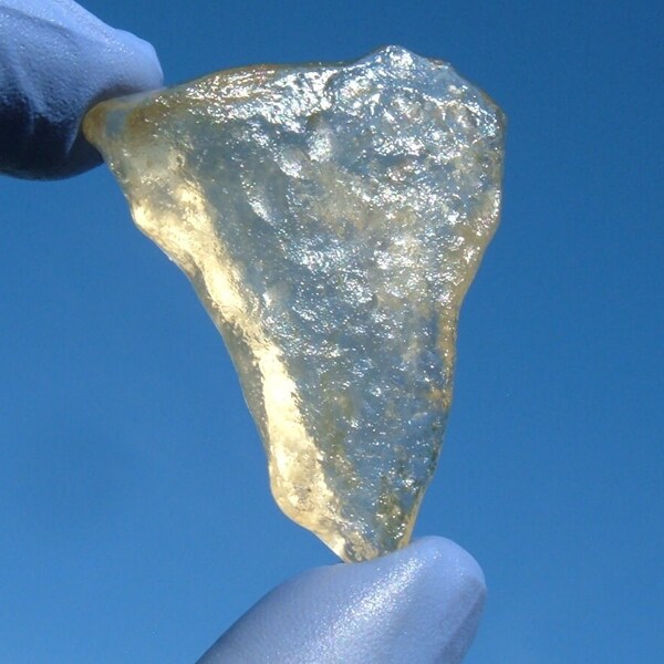 75 Carat Libyan Desert Glass ( Heart- Arrow ) Meteorite Impact Tektite  Egypt Sahara -Translucent 100% Natural and Complete