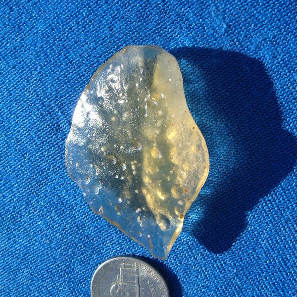 80 Carat Libyan Desert Glass (Heart -Arrow) Meteorite Impact Tektite  Egypt Sahara -Translucent 100% Natural and Complete