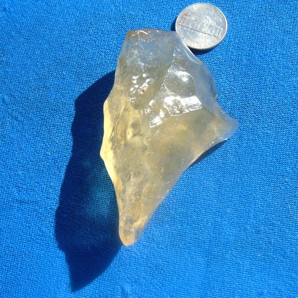 480 crt Libyan Desert Glass (Nice arrow ) Meteorite Impact Tektite |Egypt Sahara -Natural and Complete