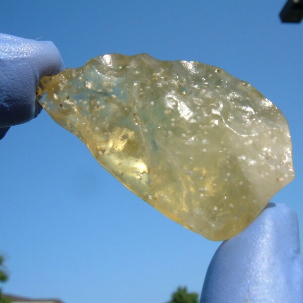 145 Carat Libyan Desert Glass gold(Arrow shape ) Meteorite Impact Tektite |Egypt Sahara -Natural and Complete