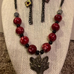Wolf Pendant Necklace | Beaded Necklace | Fantasy Jewelry Set