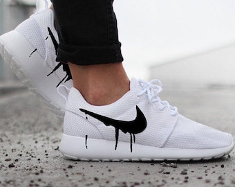nike roshe run white and gold