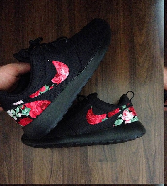 nike roshe floral print