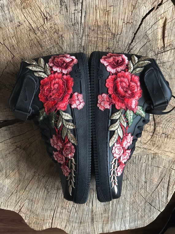 nike air force 1 mid rose