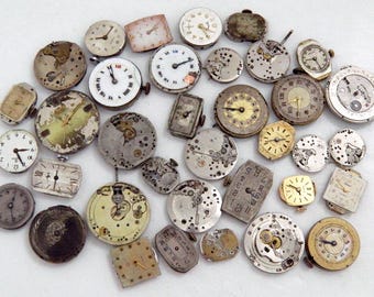 Mecanismos de reloj - Lote de 36 relojes mecánicos antiguos y vintage. Para repuestos o reparación. Proyecto de engranajes de mecanismos de relojería steampunk.