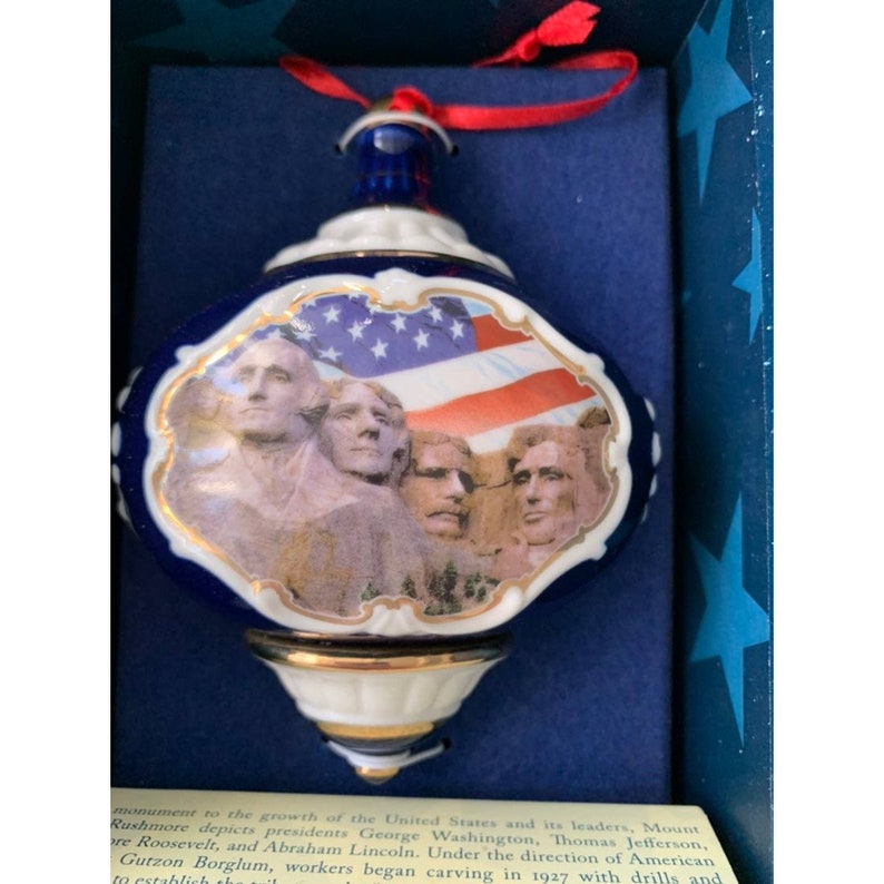 Mount Rushmore porcelain ornament origin