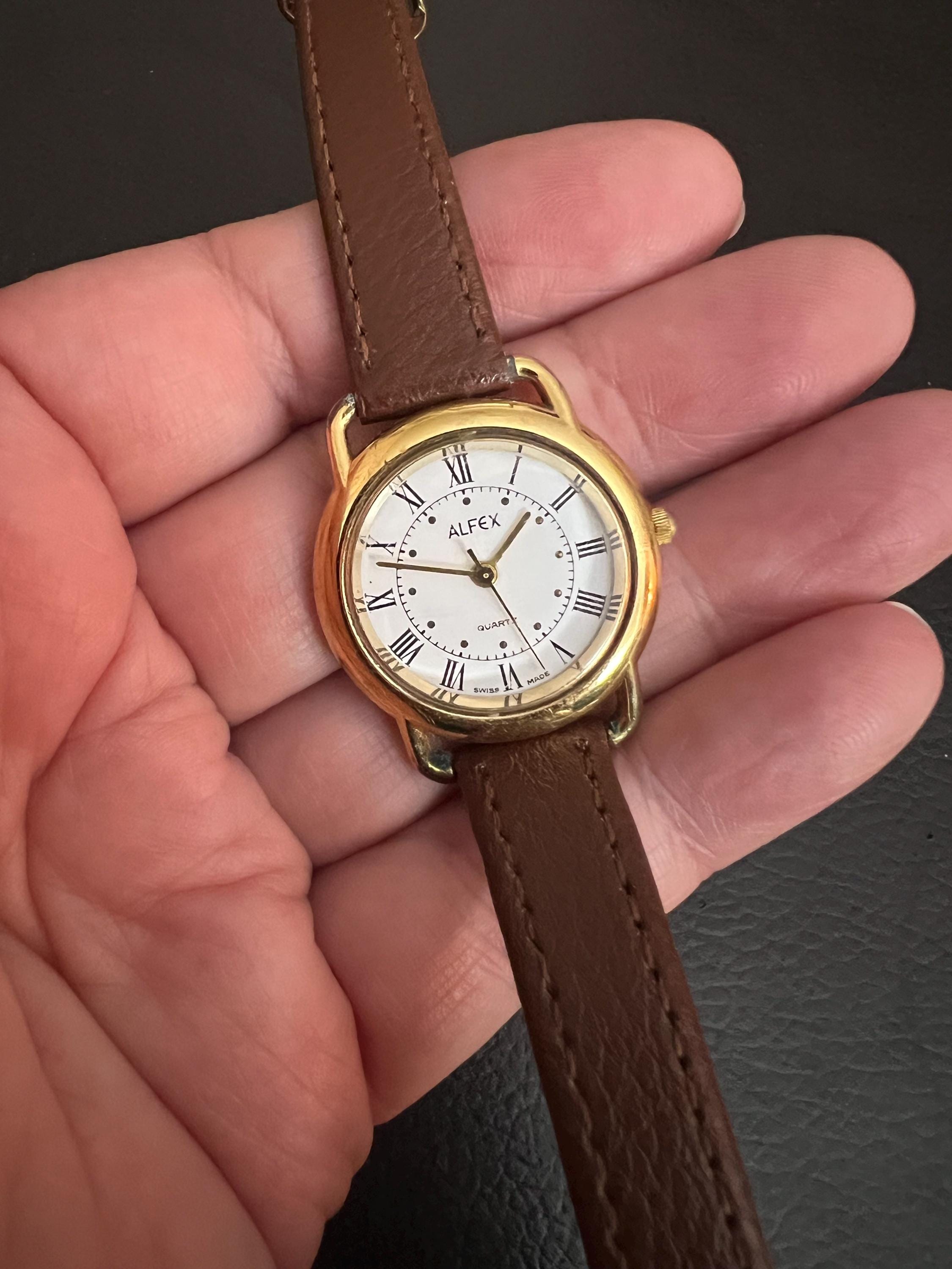 Feine Alfex Gold Ton und Leder Quarz Uhr