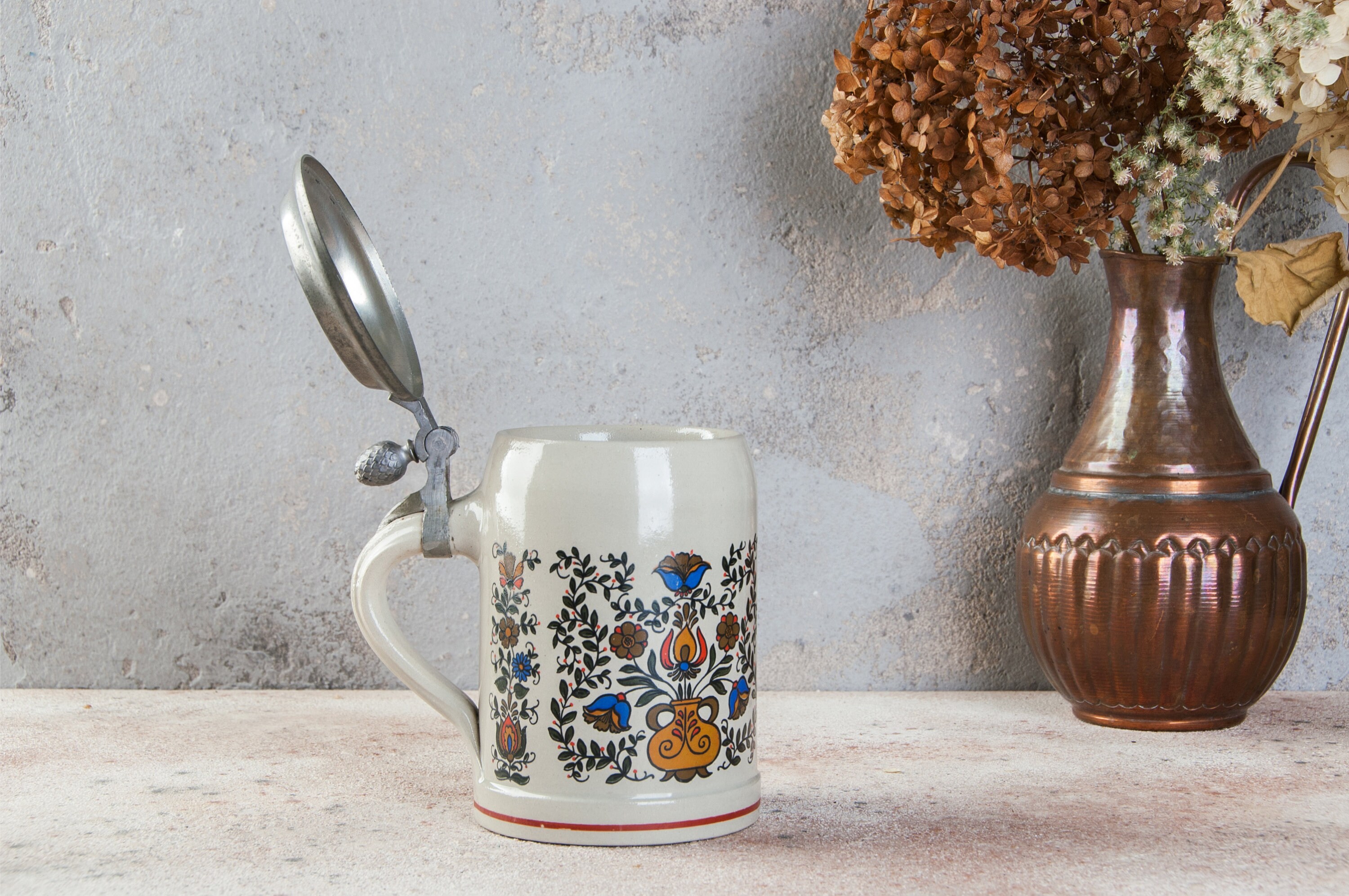 ceramic beer cup