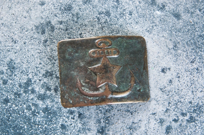 Vintage military belt buckle with a star Army brass buckle Old buckle Military uniform buckle Soviet soldier belt buckle Collectible Props