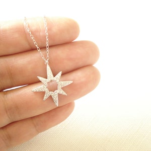 Collier étoile en argent sterling... Étoile scintillante, collier à breloques étoile du Nord, bijoux nature, étoile CZ, coup de soleil, collier céleste