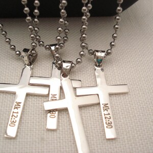 Collar de cruz personalizado de plata esterlina para hombre... joyería con placa de nombre grabada, monograma, versículo bíblico, religioso, regalo de fe, regalo de bautismo
