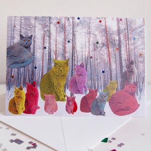 Carte de Noël arc-en-ciel pastel chats bleus britanniques dans la forêt, carte de Noël chats bleus britanniques, carte de Noël chat british shorthair