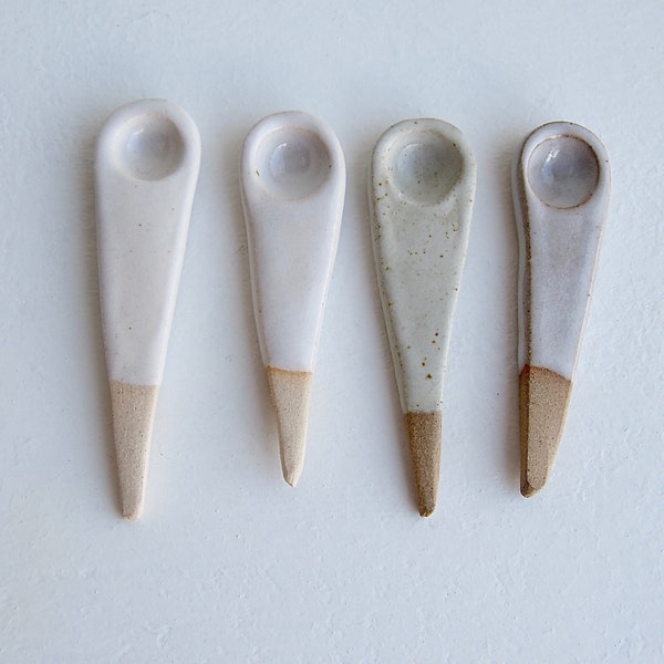 Handmade mini white pottery salt or spice spoon, white ceramic salt spoon, white pottery spoon, rustic  salt spoon, mini pottery spice spoon