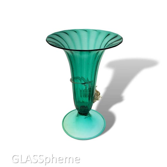 SUBLIME C. 1920s SALIVATI Fine Ribbed Soffiato Glass Vase