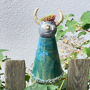 Monster for houseleeks, garden decoration, fence sitter, fence perch, Halloween, autumn decoration, spooky, ghost, houseleek