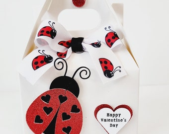 Ladybug Valentine's Day Treat Boxes: Glitter Love Bug Gable Box