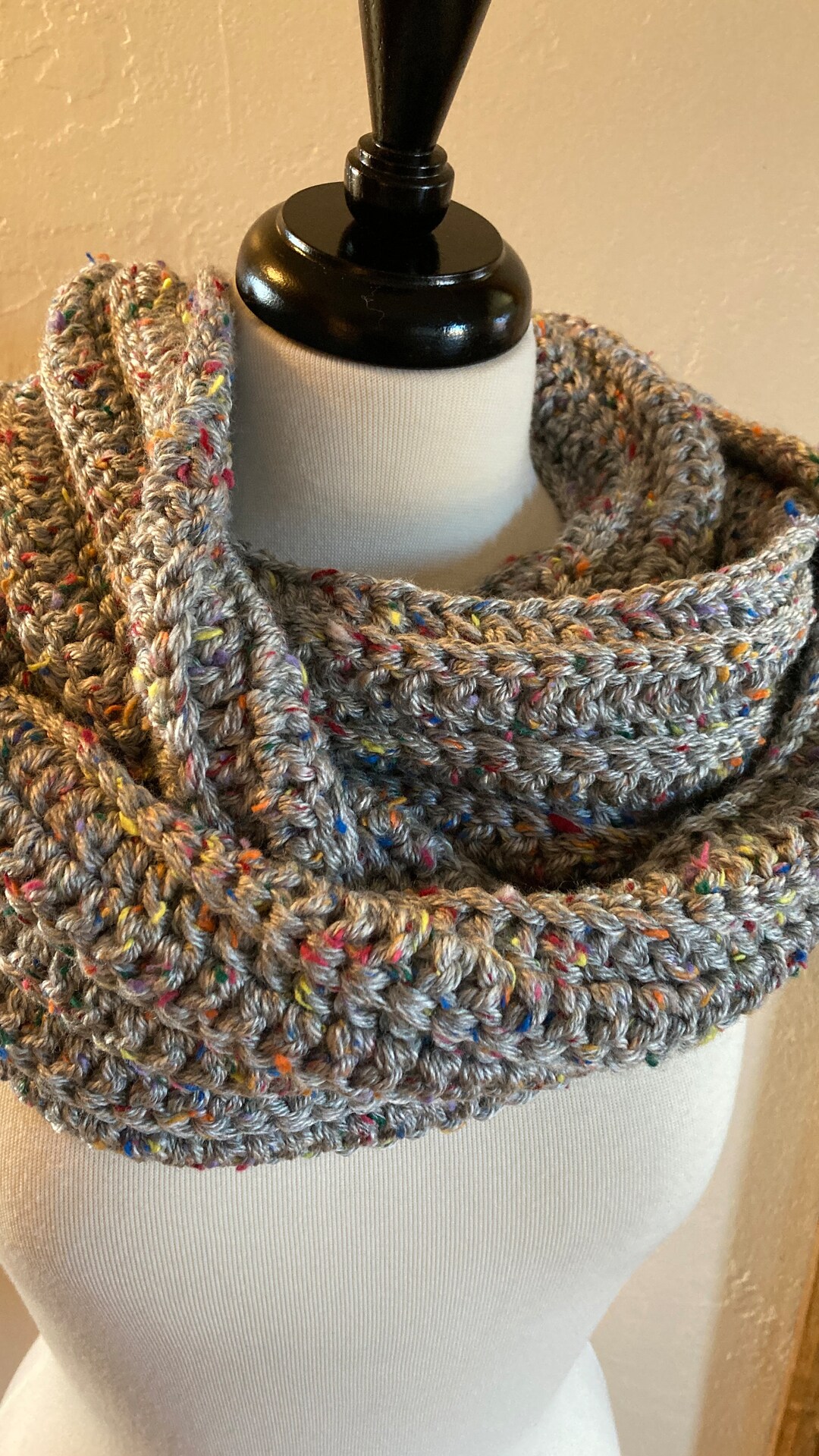 Crochet Pattern, Easy Infinity Scarf Pattern, Crochet Neck Warmer